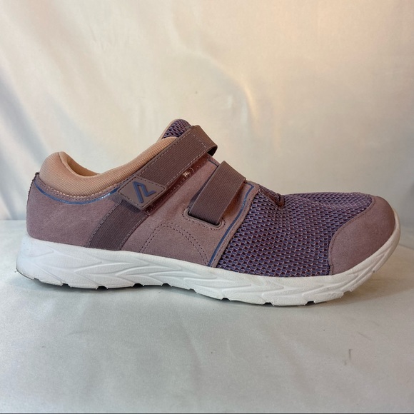 vionic suede and mesh adjustable sneakers